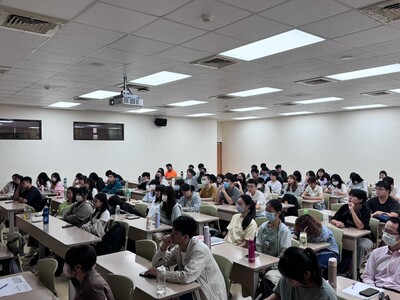LINE_ALBUM_93_250904_40