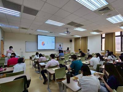 LINE_ALBUM_20250925暑期實習座談會_250930_7