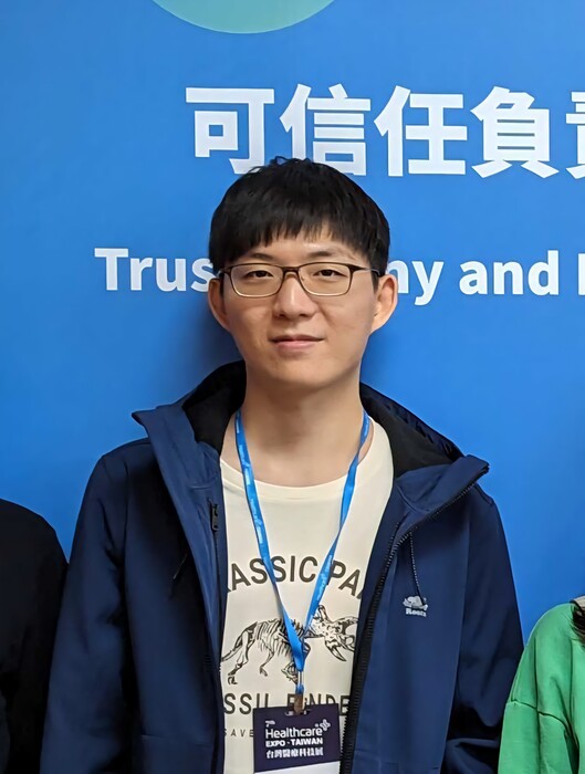 施尚宏系友圖片